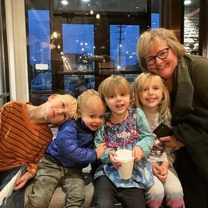 Meet your Posher, Cindi